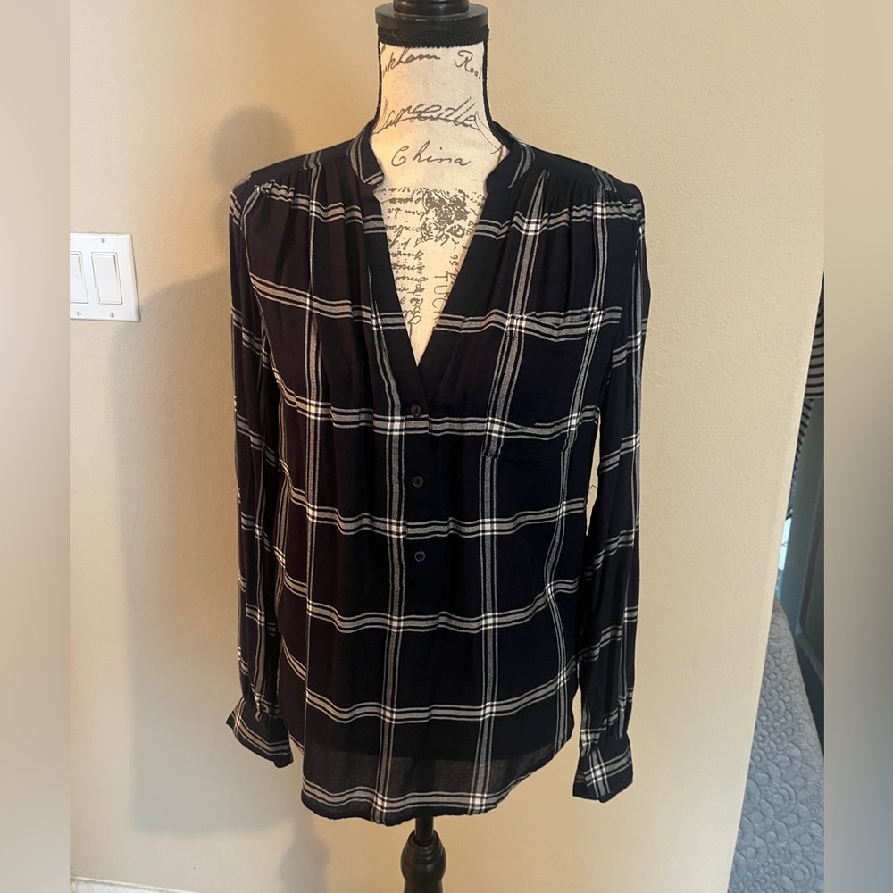 NWOT H&M Navy and White Checkered Blouse Size 2